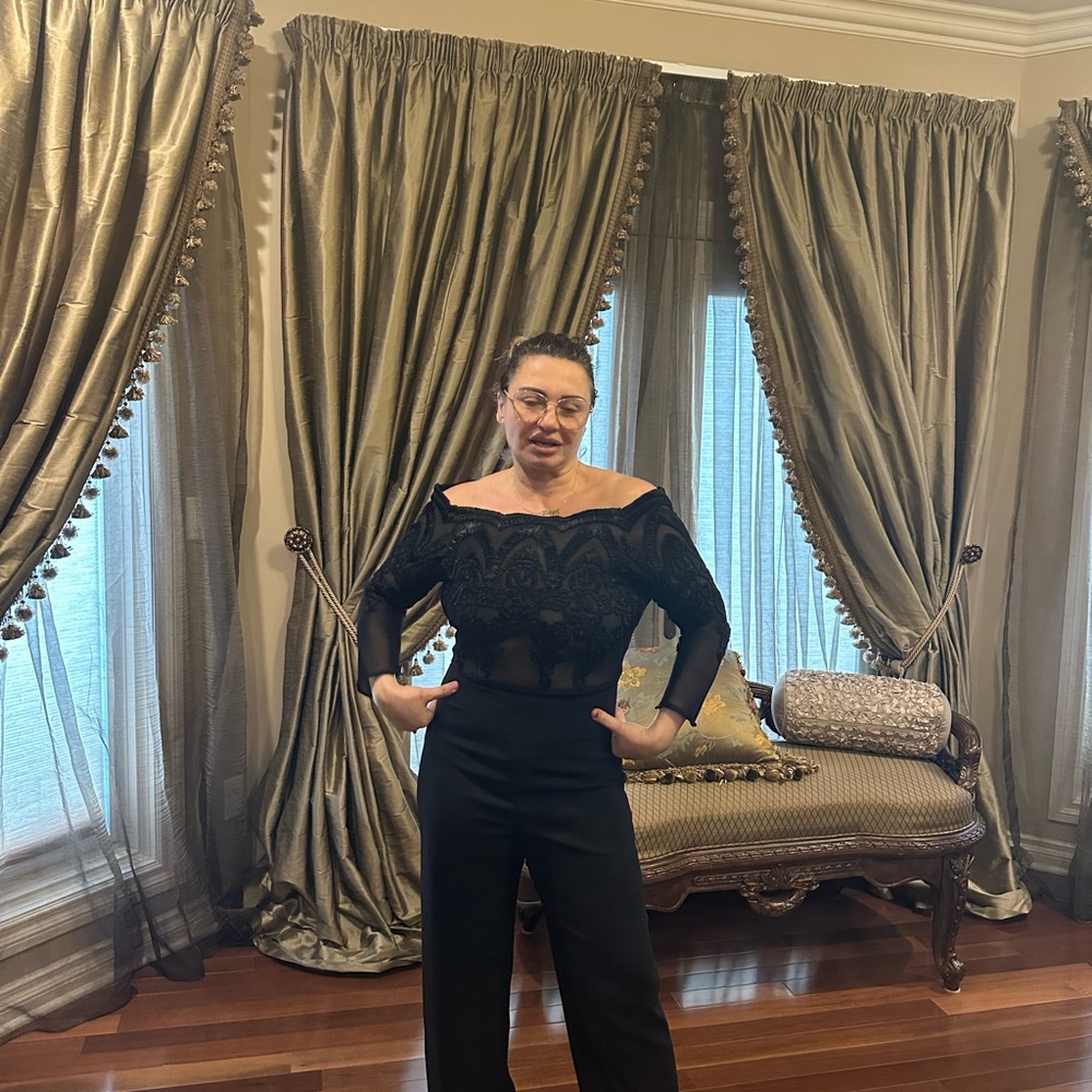 Issue New York Black Sophisticated Jumpsuit